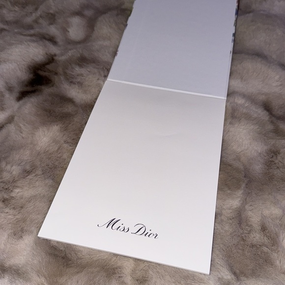 Miss Dior notebook Limited Edition - Picture 2 of 2